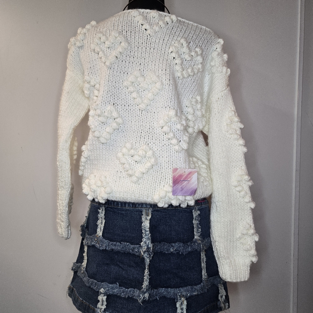 Cute Knit Your Love V-Neck Sweater 🤍 - Picture 10 of 10